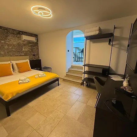 Apartment Arena Prestige *