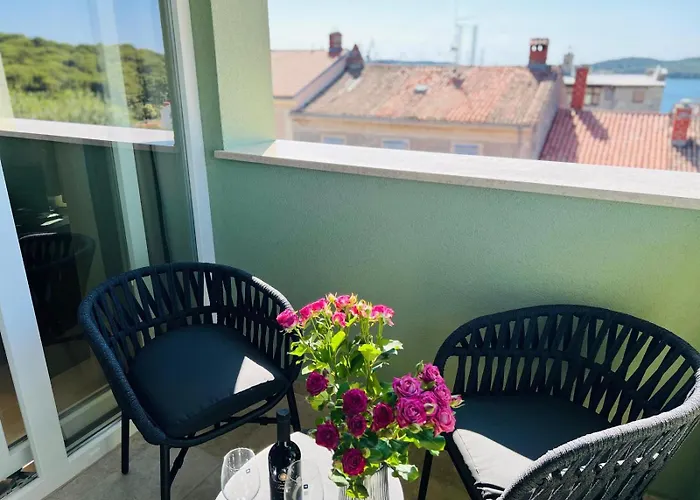 Arena Prestige Apartment